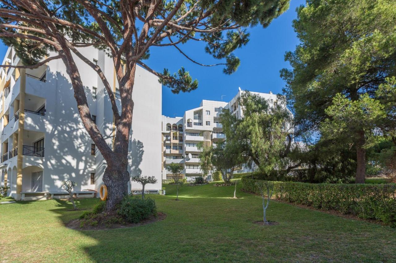 Modern Top Floor Apartment 60M2 - Balcony With Pool & Sea View - Vilamoura Eksteriør bilde